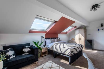 WOW⚡️Stunning brand new co-living house ⚡️ Main Photo