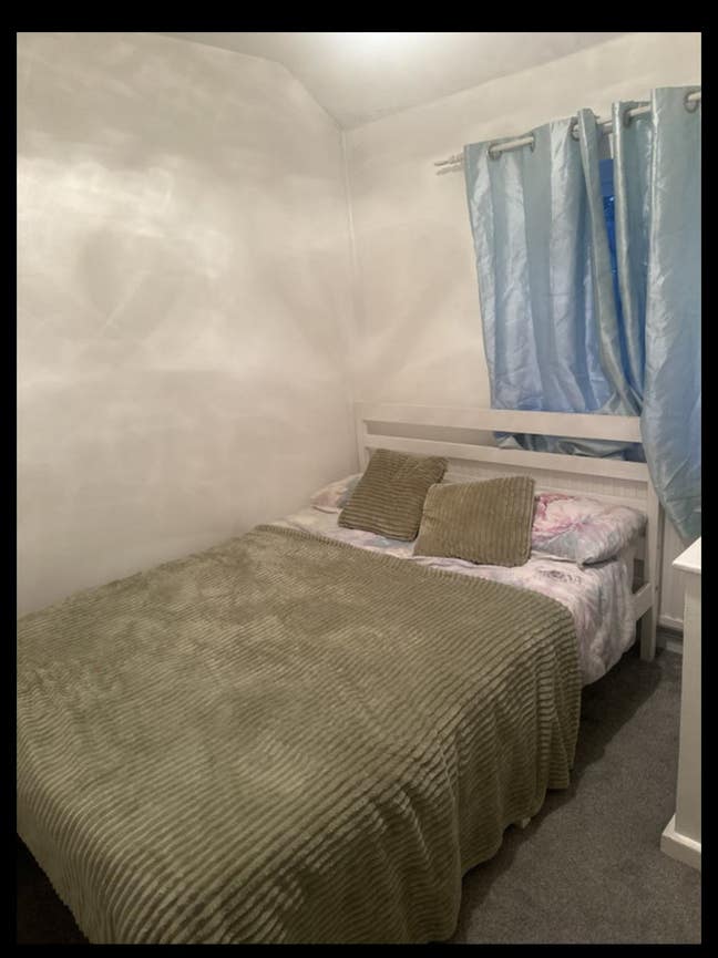 Single room availability  Main Photo