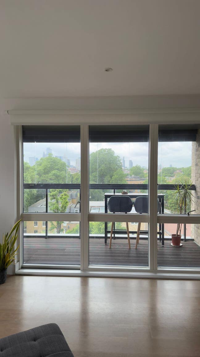 En-suite Double Room in New Stunning Flat Main Photo