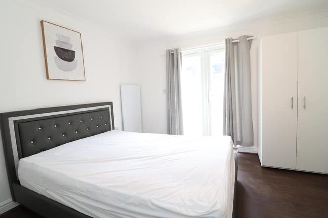 🏠 Oversized Rooms in Central Brixton Main Photo
