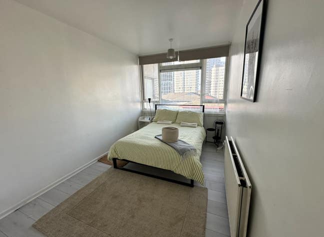  Double Room in Zone 1 – &pound;1100 Main Photo