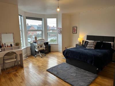 Houseshare Available from Aug in West Bridgford  Main Photo