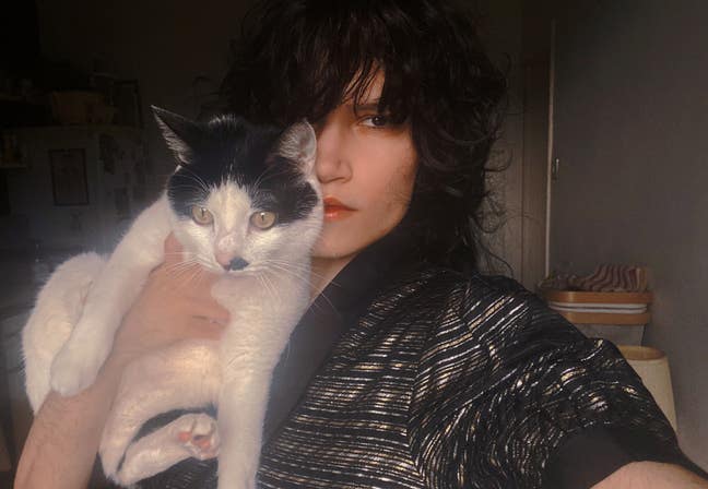 Videographer looking for friendly housemate Main Photo