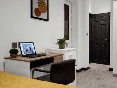 Ensuite room in a nice house! Main Photo