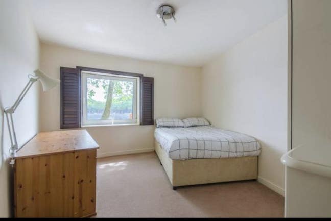 Beautiful Double Room in Brunswick Quay  Main Photo