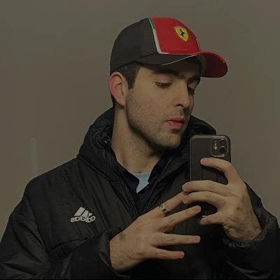 PhD student looking for a quiet place Main Photo