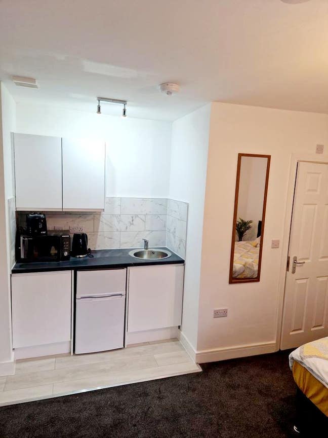 Ensuite Studio Room In City Centre Main Photo