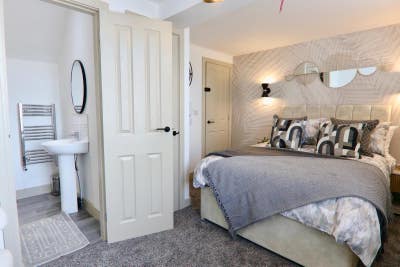 🔥 1 Amazing En-Suite Left-Manchester-All Bills In Main Photo