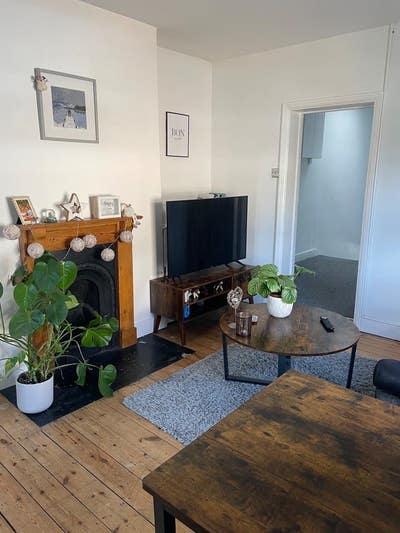 Bright, Spacious Double in Friendly Garden Flat Main Photo