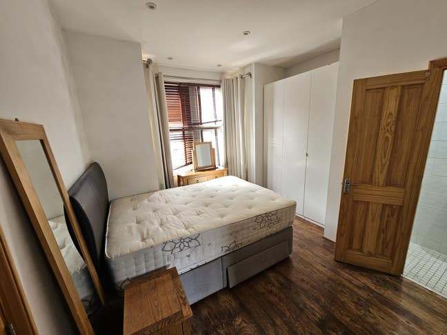 Amazing Harrow city centre property newly refurbis Main Photo