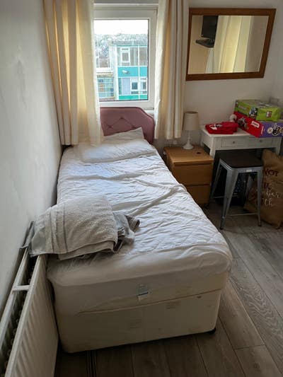 Single room Main Photo