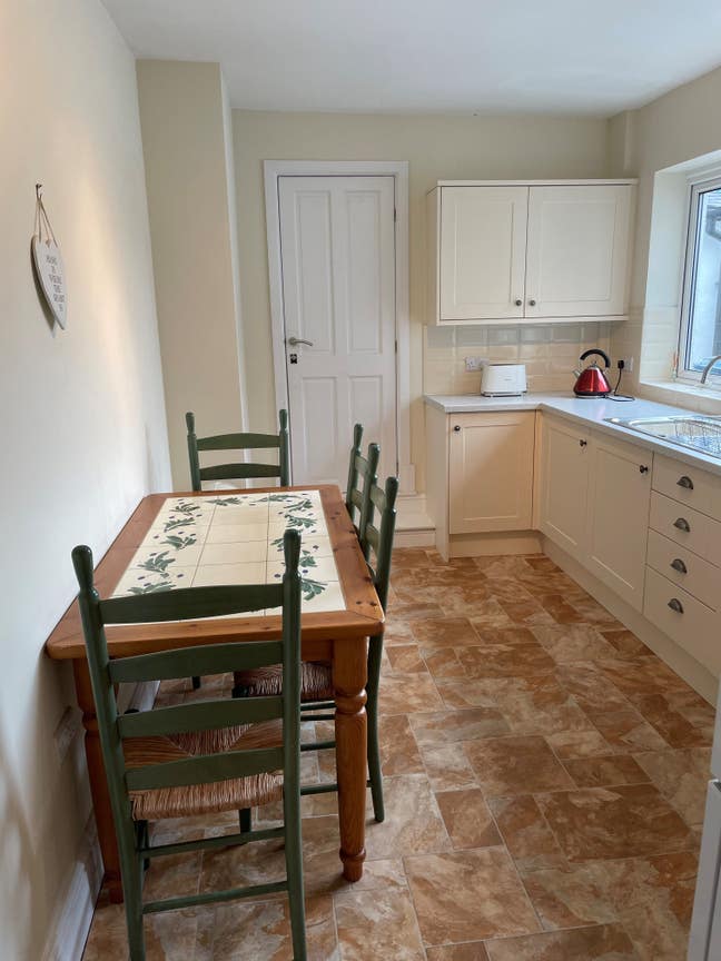 Modern rooms in Clitheroe - some ensuite Main Photo