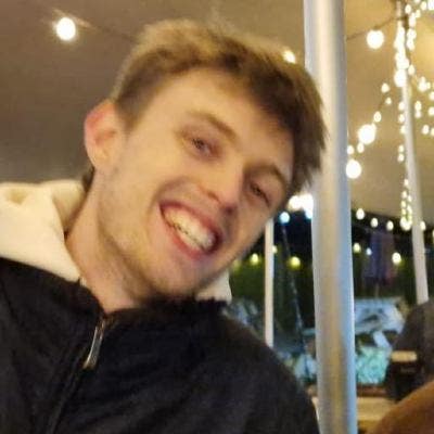 Tidy sociable male, civil service, room wanted Main Photo