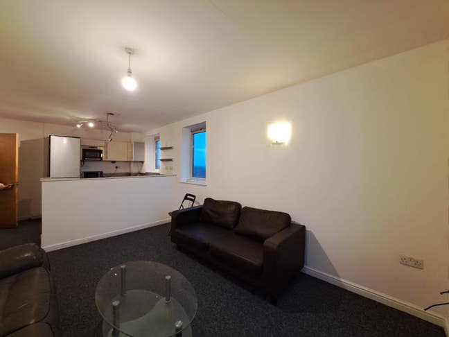  Lovely 2Bed  Rooms Flat@IG1 1NL/Ilford Main Photo