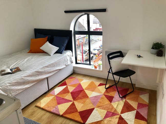 🌟 Modern Furnished Studio - City Centre Main Photo