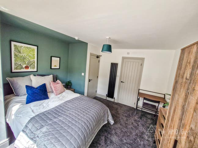 Excellent New Refurbishment - Dont Miss Out Main Photo