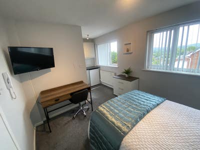 High spec spacious studio style rooms Main Photo
