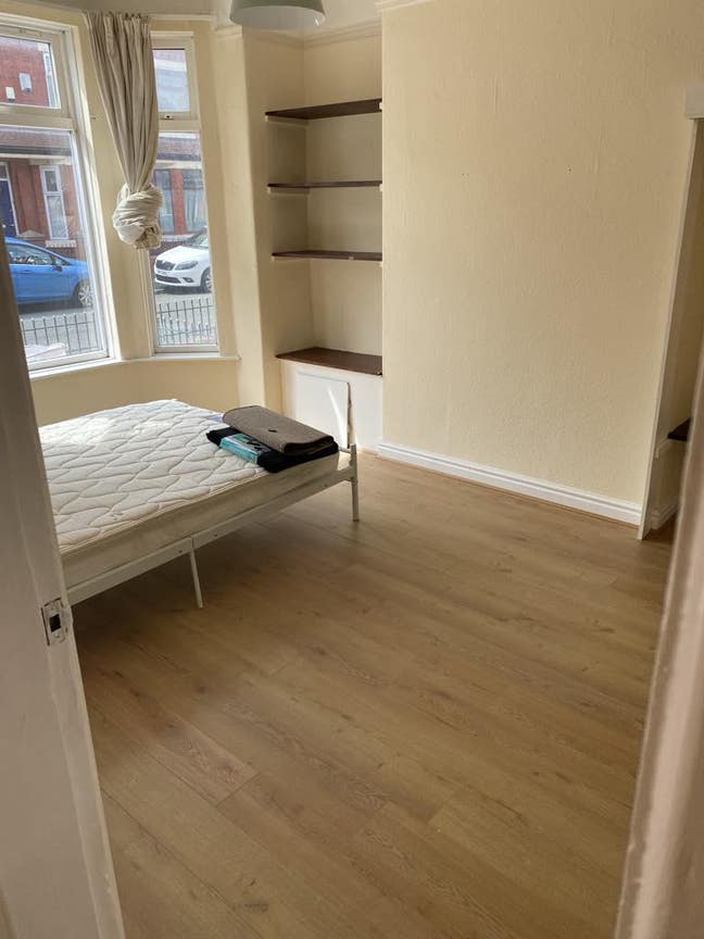 4 bedroom houseshare near university area Main Photo