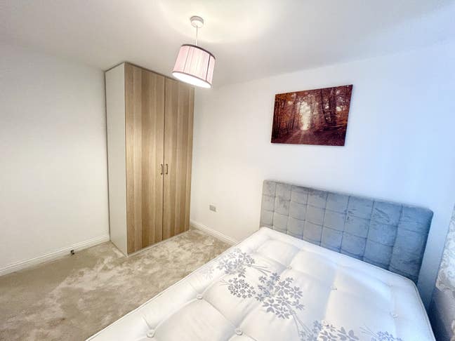 Double room with own toilet/bathroom  Main Photo