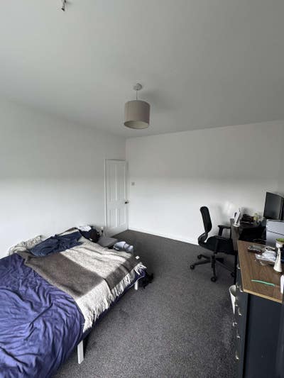 Spacious Double Bedroom Near Tooting Main Photo