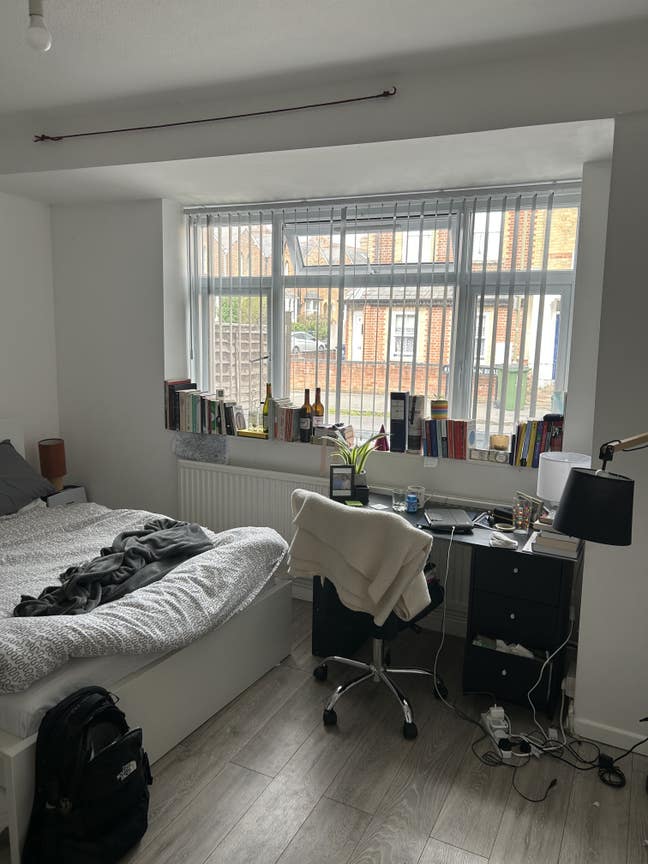 Spacious Room to Let Main Photo