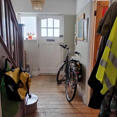 Bright Single Room - near Tooting rail station Main Photo
