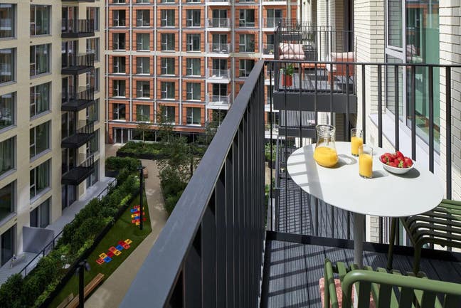 Nine Elms 1 Bedroom Apartment  Main Photo