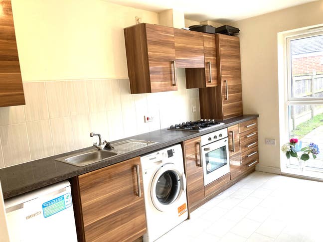 A double room close to city center and un Main Photo