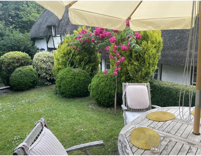 Charming Cottage  Main Photo