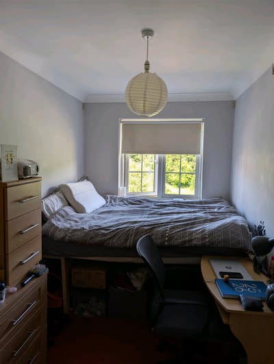 Small Double Room in Cowley Townhouse  Main Photo