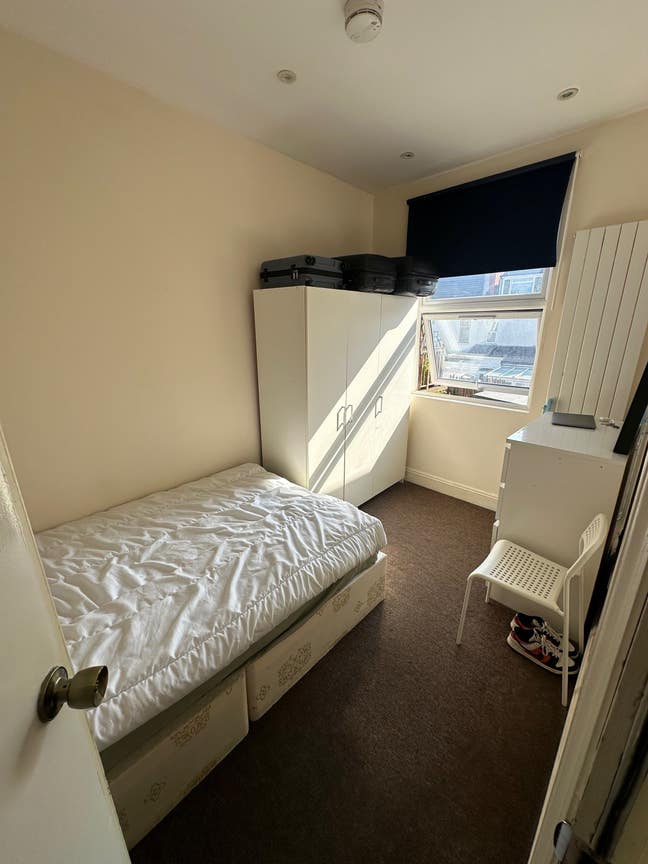 24 October small double single use Cricklewood Main Photo