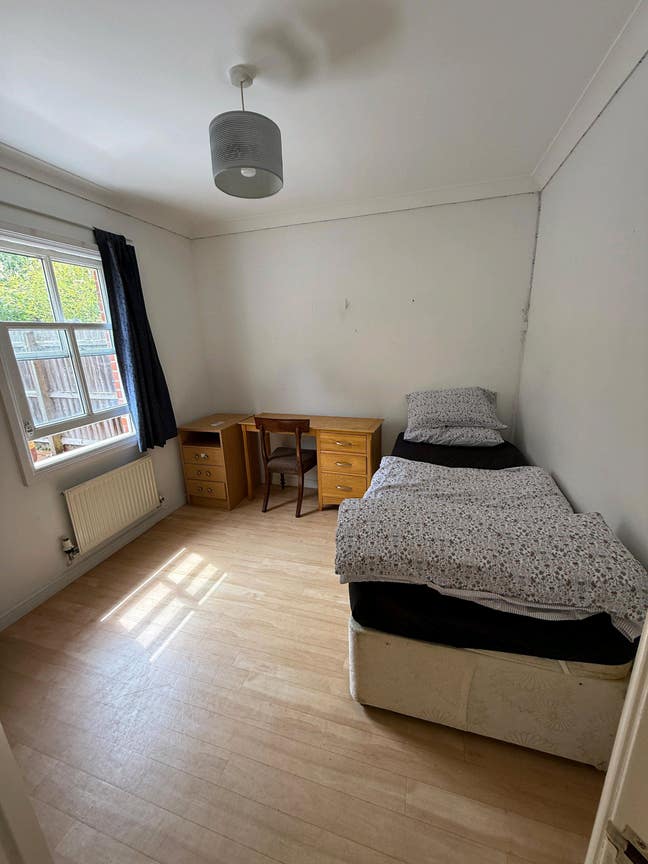 Room Available – 2 Minutes from Cambridge Station! Main Photo