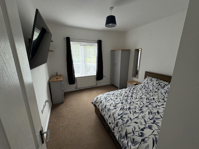 Double room, plus own separate bathroom.  Main Photo