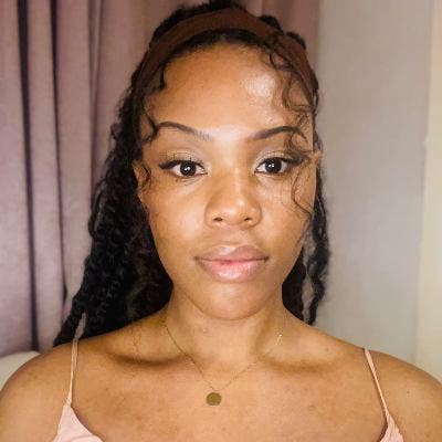 Friendly Professional Seeking Room in London Main Photo