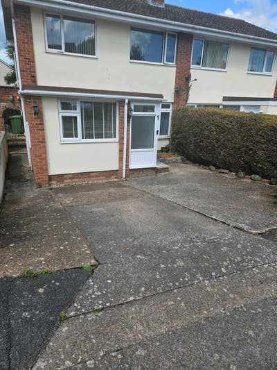Short term let in 4 bedroom semi-detached house Main Photo