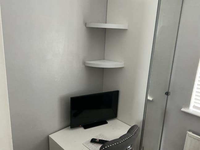 Cosy furnished room Main Photo