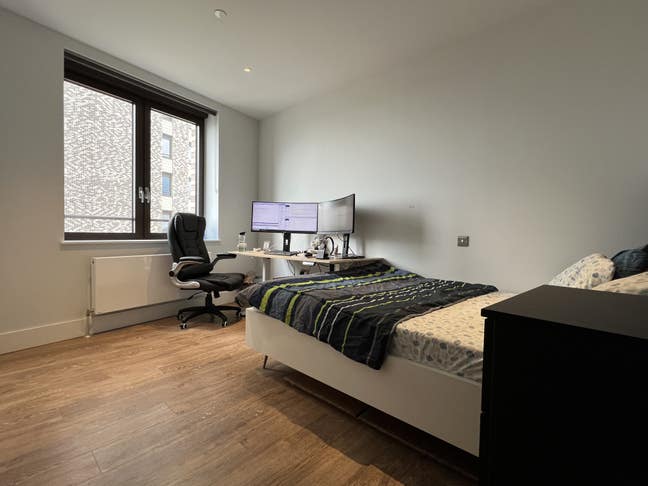 Room to rent  Main Photo