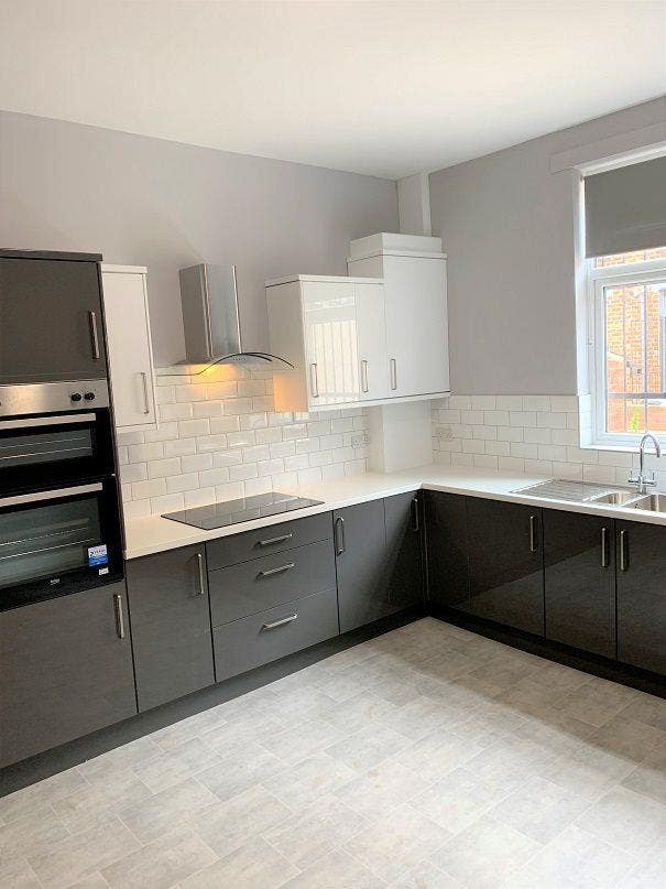 Beautiful Furnished Shared House in Woodhouse Main Photo