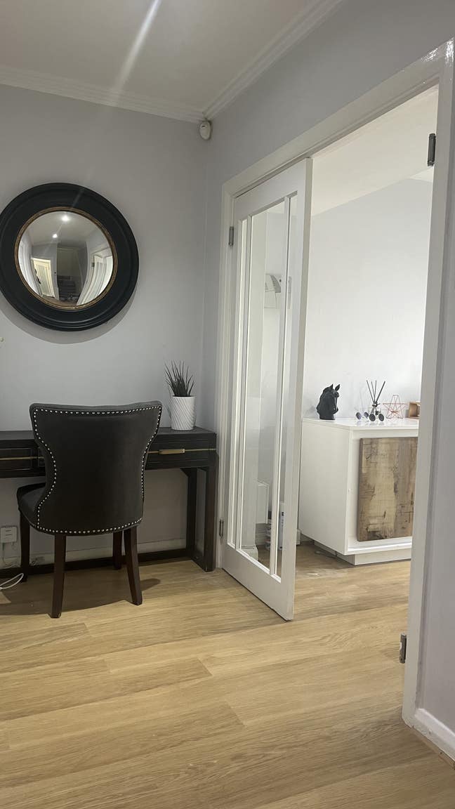 A Newly Refurbish Single Room For Rent Main Photo