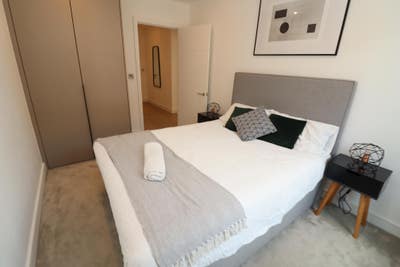 City Living: Designer 2-Rooms In Hoxton(Free Gym) Main Photo