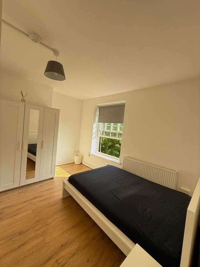 Double room in Nine elms Main Photo