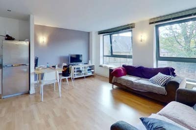 City Centre 2 bedrooms for medic/Uni professionals Main Photo