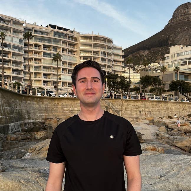 25 y/o looking for a Room or Buddy Up (Zone 1 or 2 Main Photo