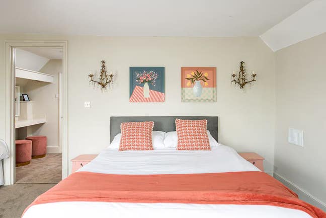 6 Bedroom House with garden  Main Photo