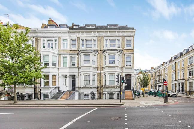 Studio in Warwick Road, Earls Court, London, SW5 Main Photo