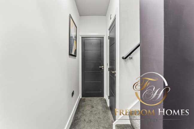 Bespoke Studio with Ensuite in Fellowes Road - PE2 Main Photo