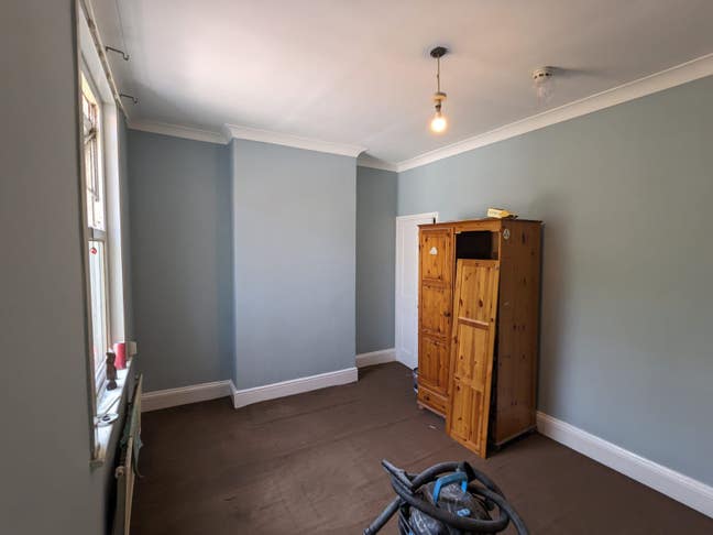 Nice double in spacious house, 20 mins walk to cen Main Photo