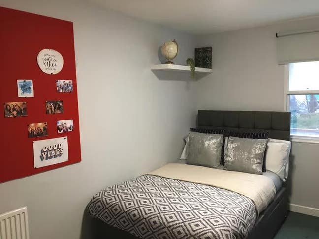 Ensuite room in 5‑bed cluster at Dean House, Main Photo