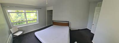 A cozy double bed room  Main Photo