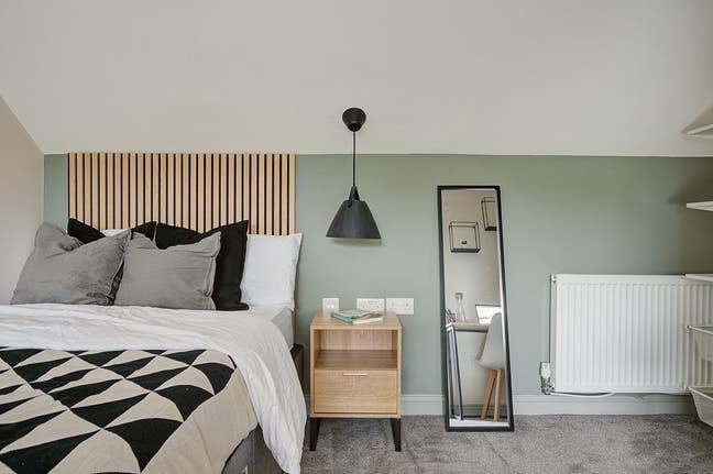 Double en suite room for rent Main Photo